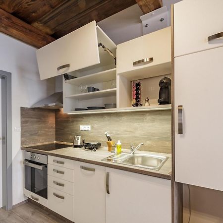 Downtown Royal Apartments Ceske Budejovice Luaran gambar