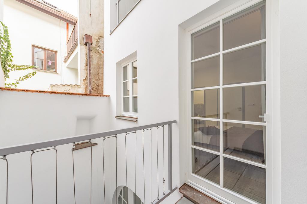 Downtown Royal Apartments Ceske Budejovice Luaran gambar