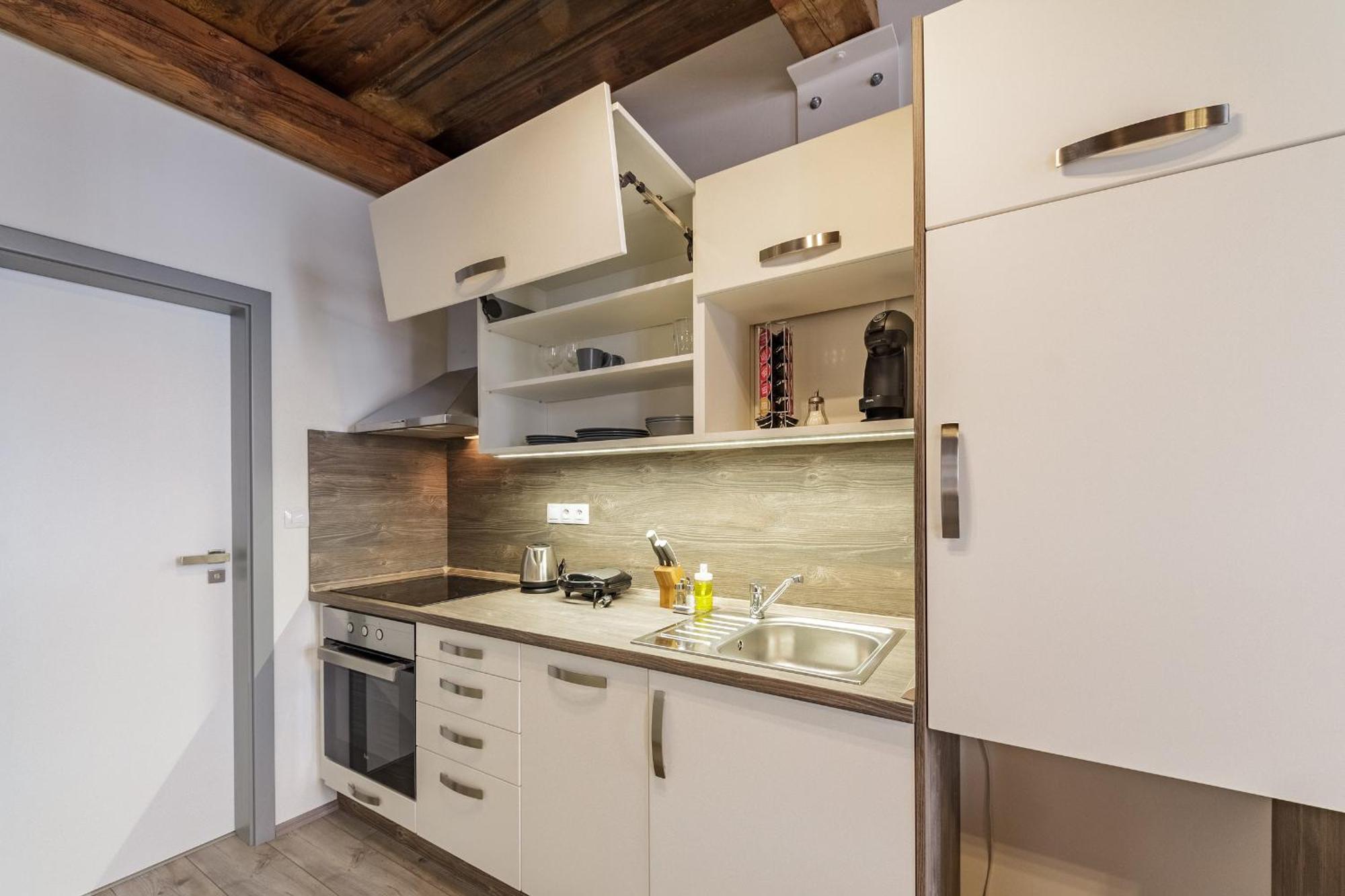 Downtown Royal Apartments Ceske Budejovice Luaran gambar
