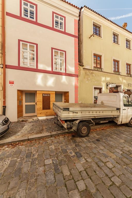 Downtown Royal Apartments Ceske Budejovice Luaran gambar