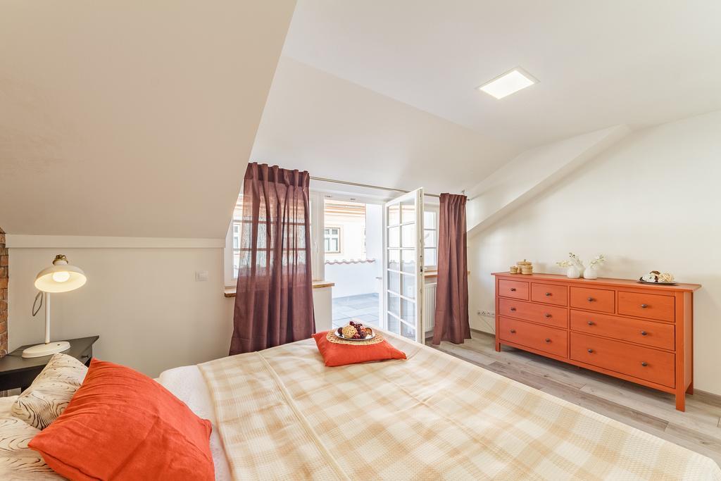 Downtown Royal Apartments Ceske Budejovice Luaran gambar